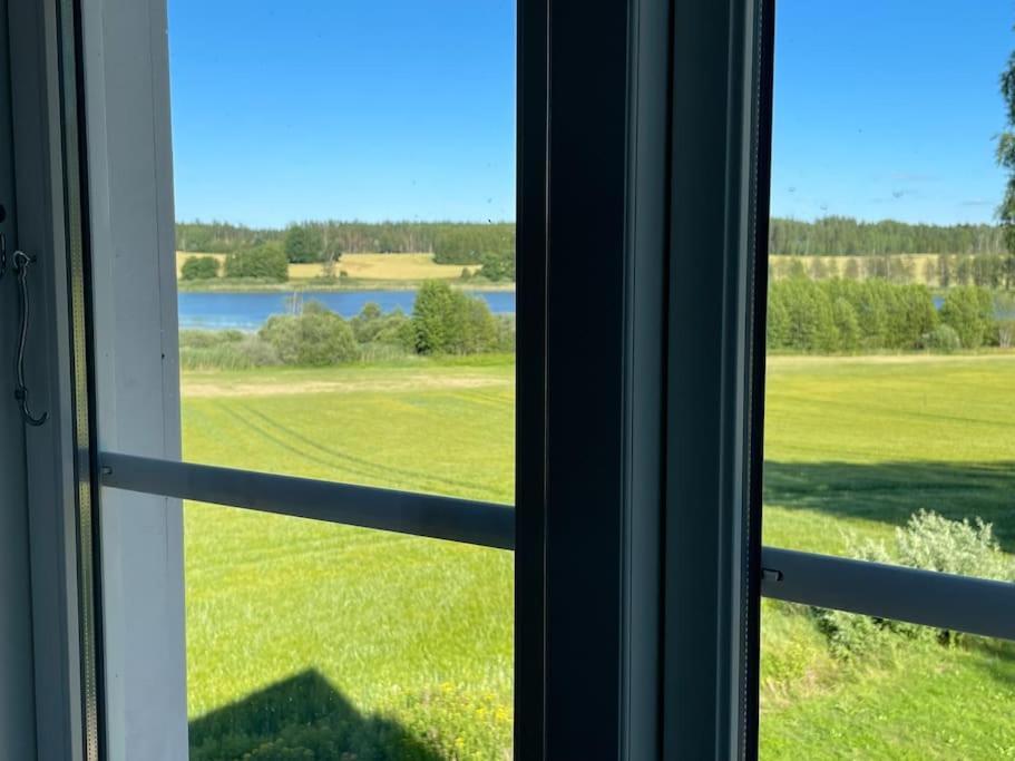 Gard Med Egen Sjoe Med Bryggbat, Nyrenoverat! Katrineholm Exterior photo